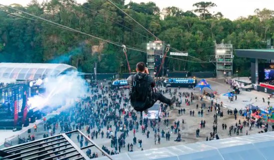 Festival Crossroads recebe 30 atrações musicais neste sábado na Pedreira Paulo Leminski