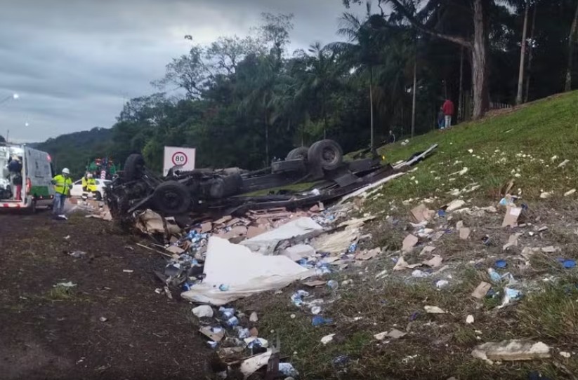 Acidente em Guaratuba mata um Sãojoseense e deixa outros dois feridos