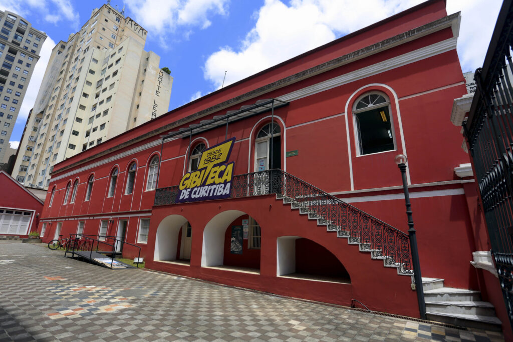 Fim de semana em Curitiba tem cultura, gastronomia, cinema e futebol