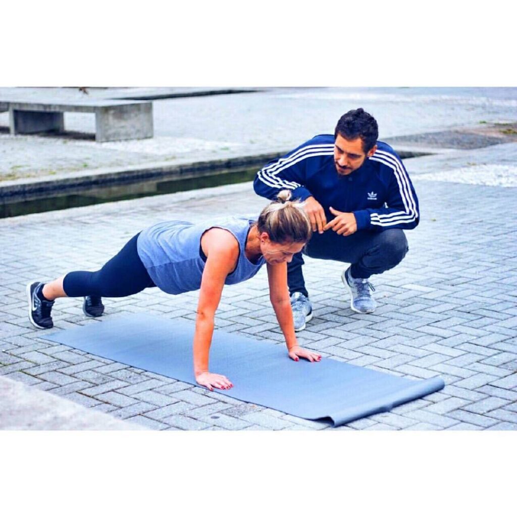 Calistenia para todas as idades: prática se consolida como alternativa inclusiva e acessível no Brasil