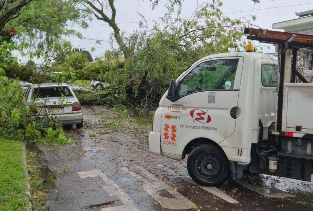 Temporal que atingiu grande parte do Estado expõe falhas na prestação de serviços de energia