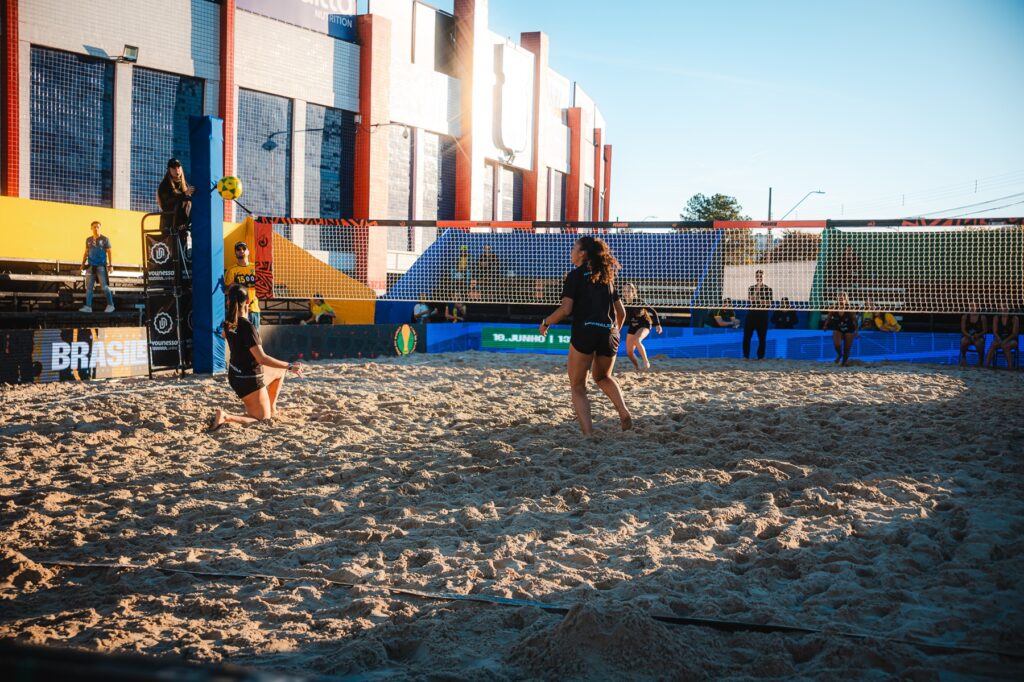 Curitiba recebe etapa do Campeonato Brasileiro de Clubes de Futevôlei na próxima sexta-feira (19)