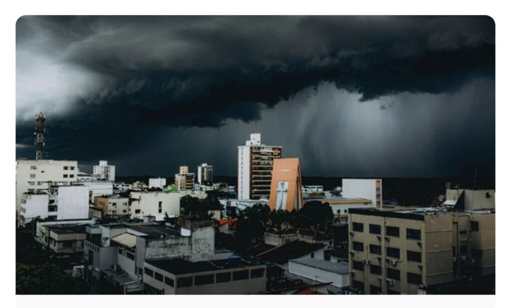 Ciclone e frente fria: nova onda de instabilidade já tem data para chegar com chuva acima de 100 mm em 8 estados