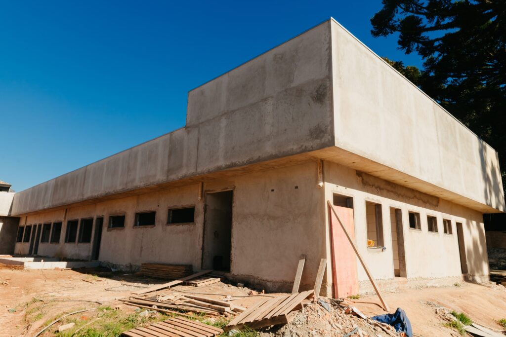 Novos centros de educação infantil em São José dos Pinhais estão com mais de 50% das obras concluídas