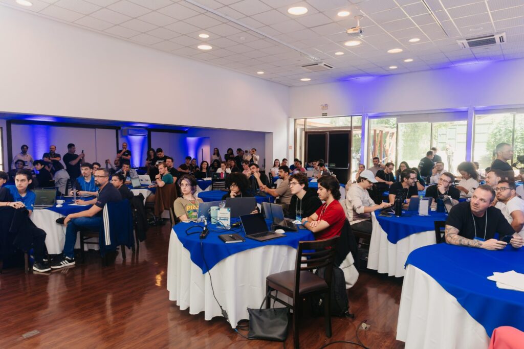 Hackathon SJP reúne 16 equipes para criar soluções tecnológicas para a gestão pública 